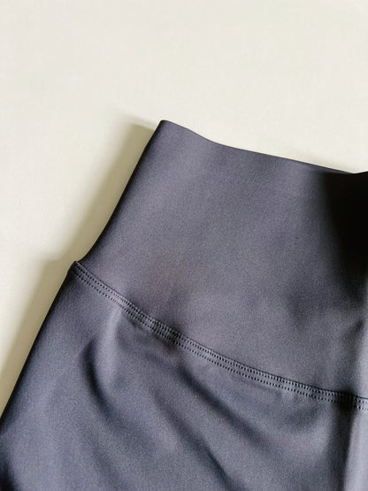 Urban™ High-Rise Short 8"